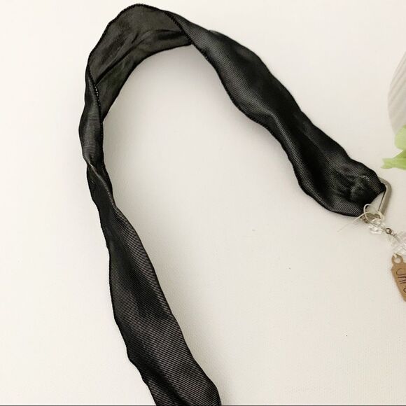 JEWELED ART Handcrafted Satin Nights Ribbon Necklace - Picture 7 of 8